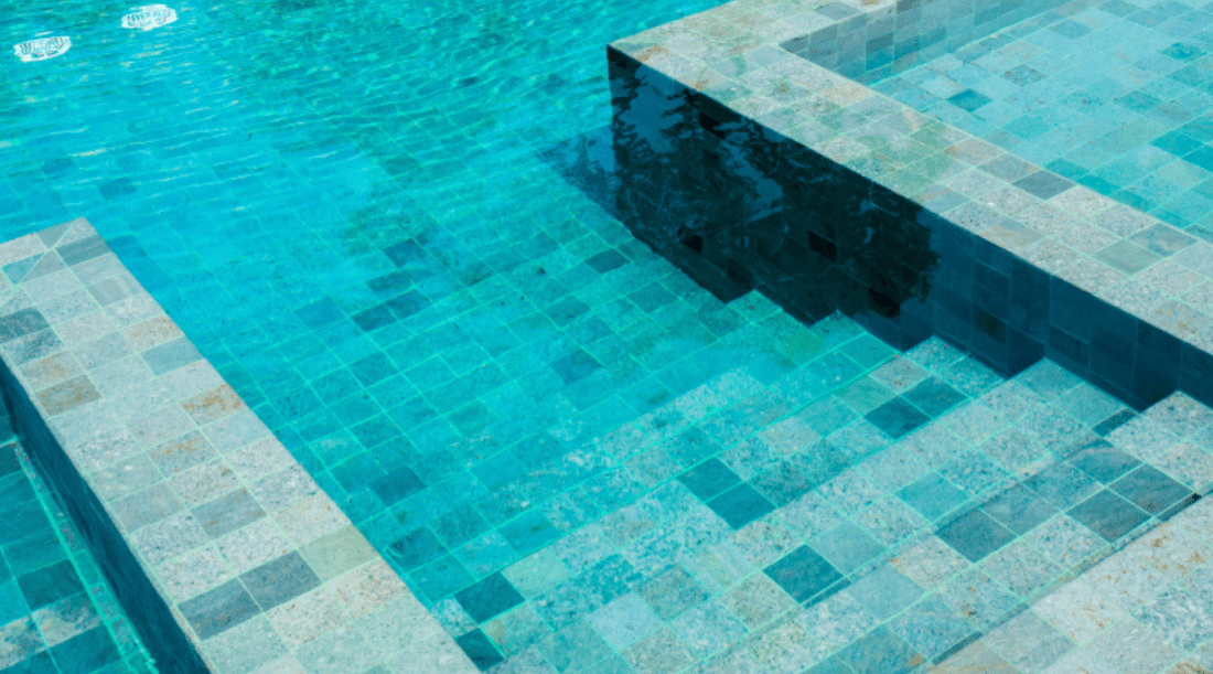 Frische Haut im Sommer: Unsere Top 3 für heiße Tage - QMS Medicosmetics GmbH